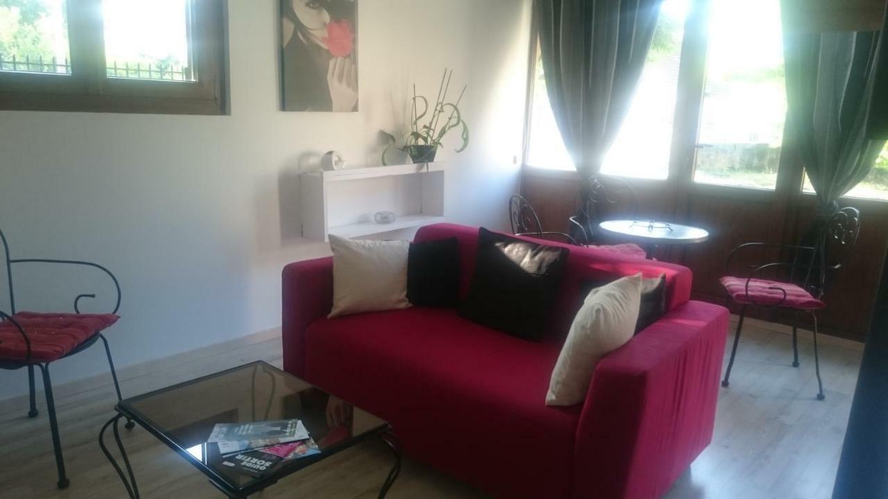 شقة Le Vieux Pressoir Saint-Germain-lès-Arlay المظهر الخارجي الصورة